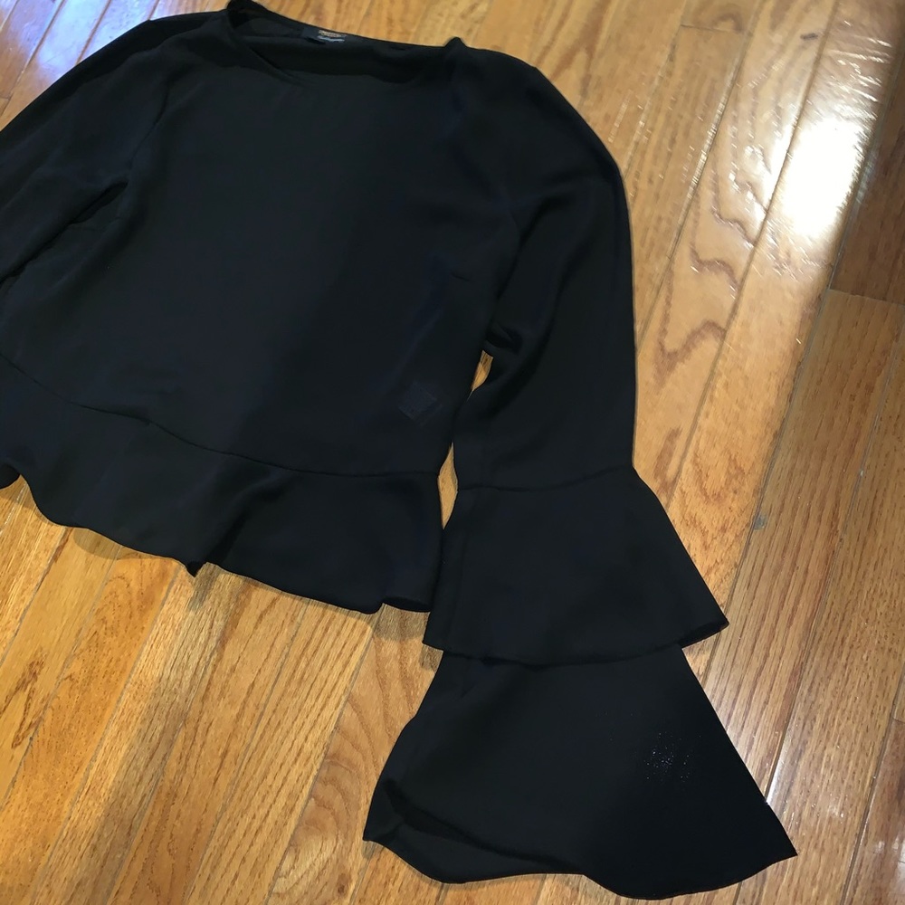 Forever 21 Bell Sleeved Top